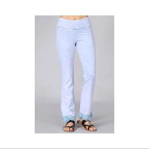 Chatoyant size fringe pants